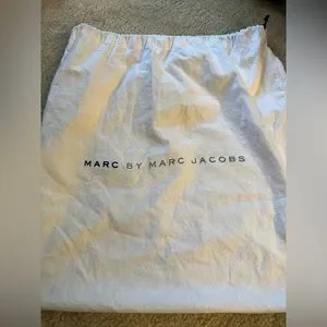 Marc By Marc Jacobs | Bags | Euc Marc By Marc Jacobs Maroon  display picture 3